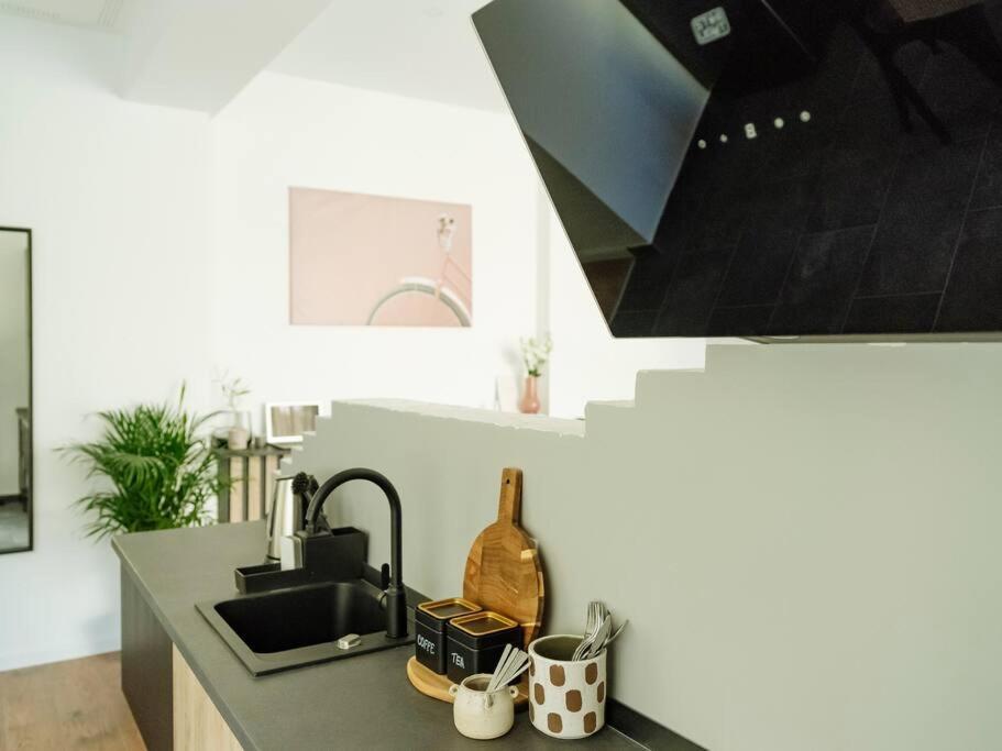 Central 5 Apartment - New Building & Parking 부쿠레슈티 외부 사진